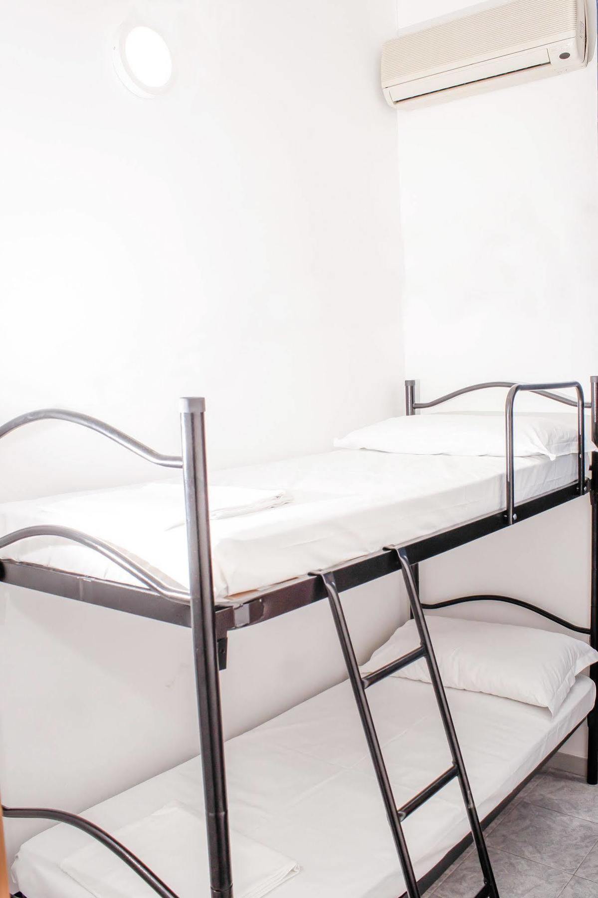 Melting Pot Rome Hostel Екстериор снимка